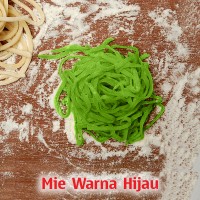 mie_warna_hijau.jpg